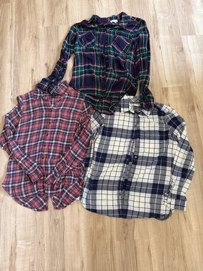 Women’s 3 Plaid Button-Up Shirts - pink , Green & Navy